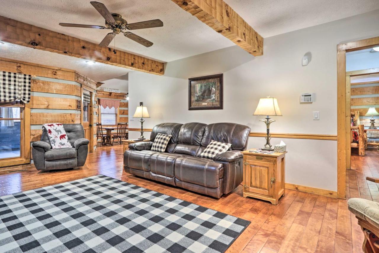 Pigeon Forge Cabin With Hot Tub, 12 Mi To Dollywood! Buitenkant foto