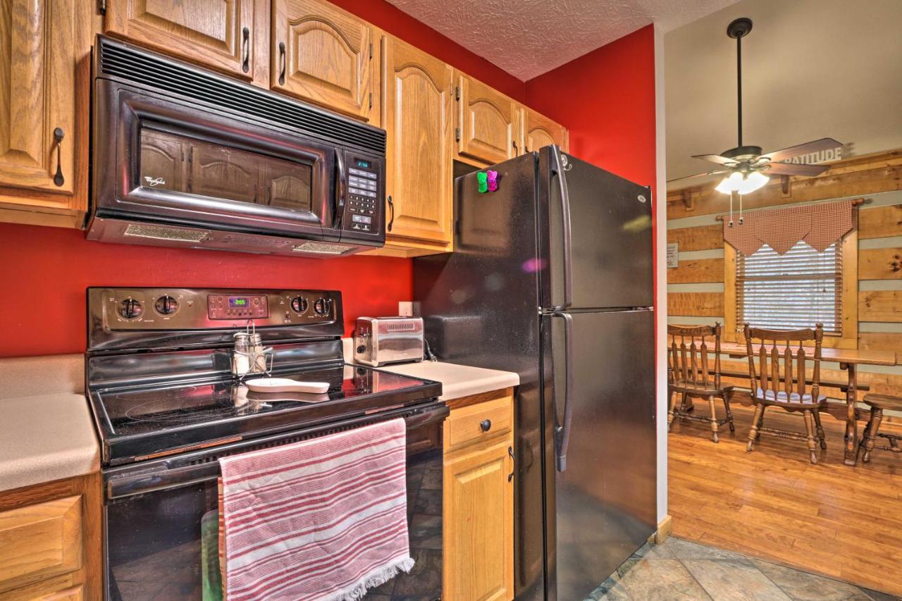 Pigeon Forge Cabin With Hot Tub, 12 Mi To Dollywood! Buitenkant foto