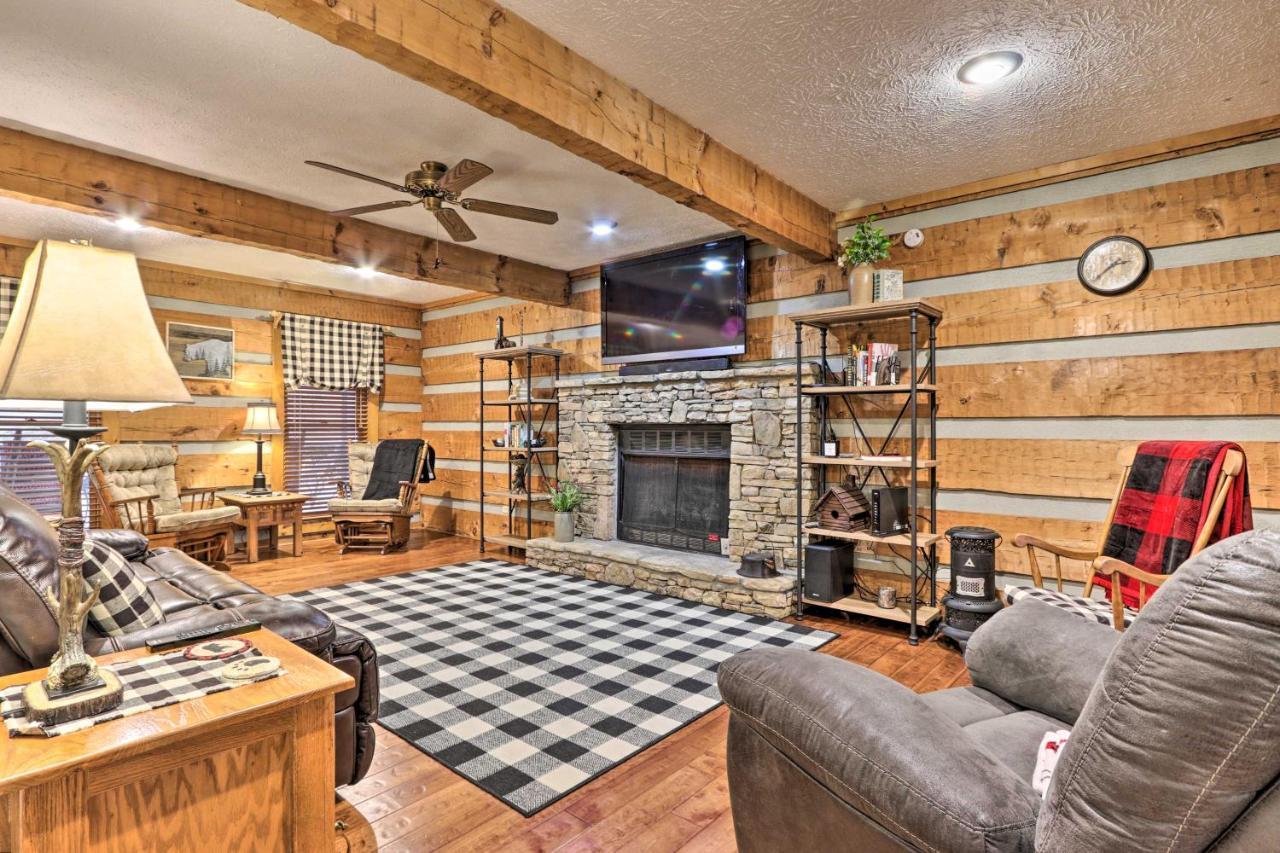 Pigeon Forge Cabin With Hot Tub, 12 Mi To Dollywood! Buitenkant foto